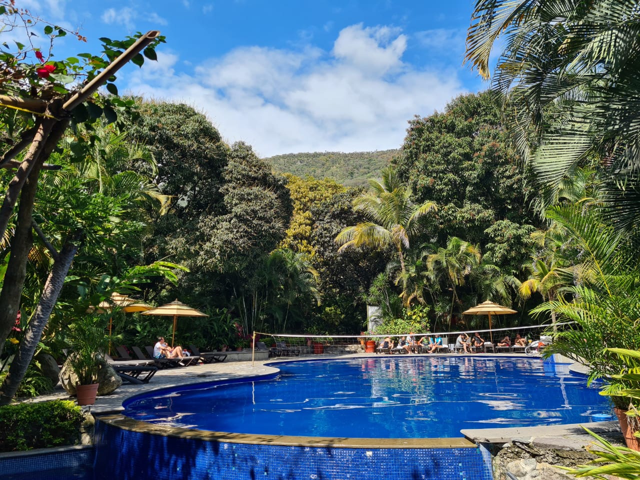 alberca escape romantico 2025 emv 2